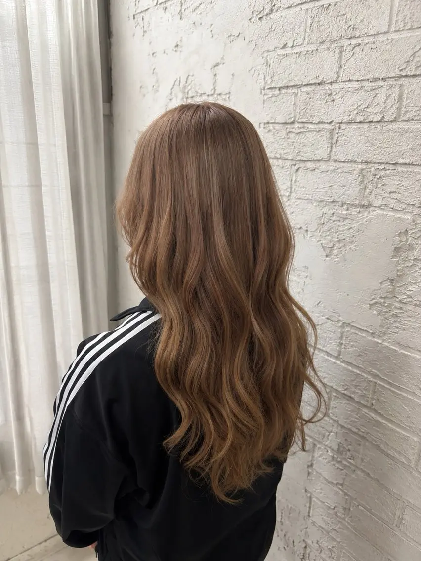 ロング ブリーチモデル 募集中🍑Momoのヘアスタイル