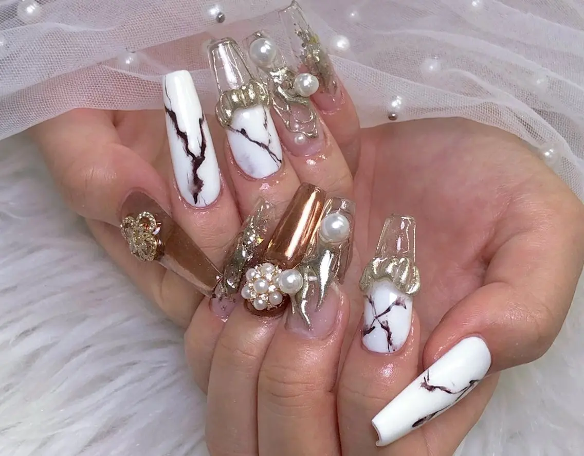 ネイル lucky nail 歌舞伎町のネイルデザイン
