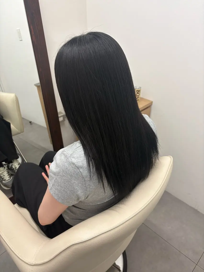 セミロング カラー TheEctilo 江坂Yoshimi✨のヘアスタイル