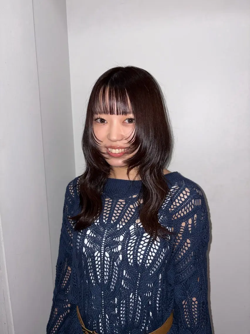 ロング カット ヘアカラー 崎久保 優菜のヘアスタイル