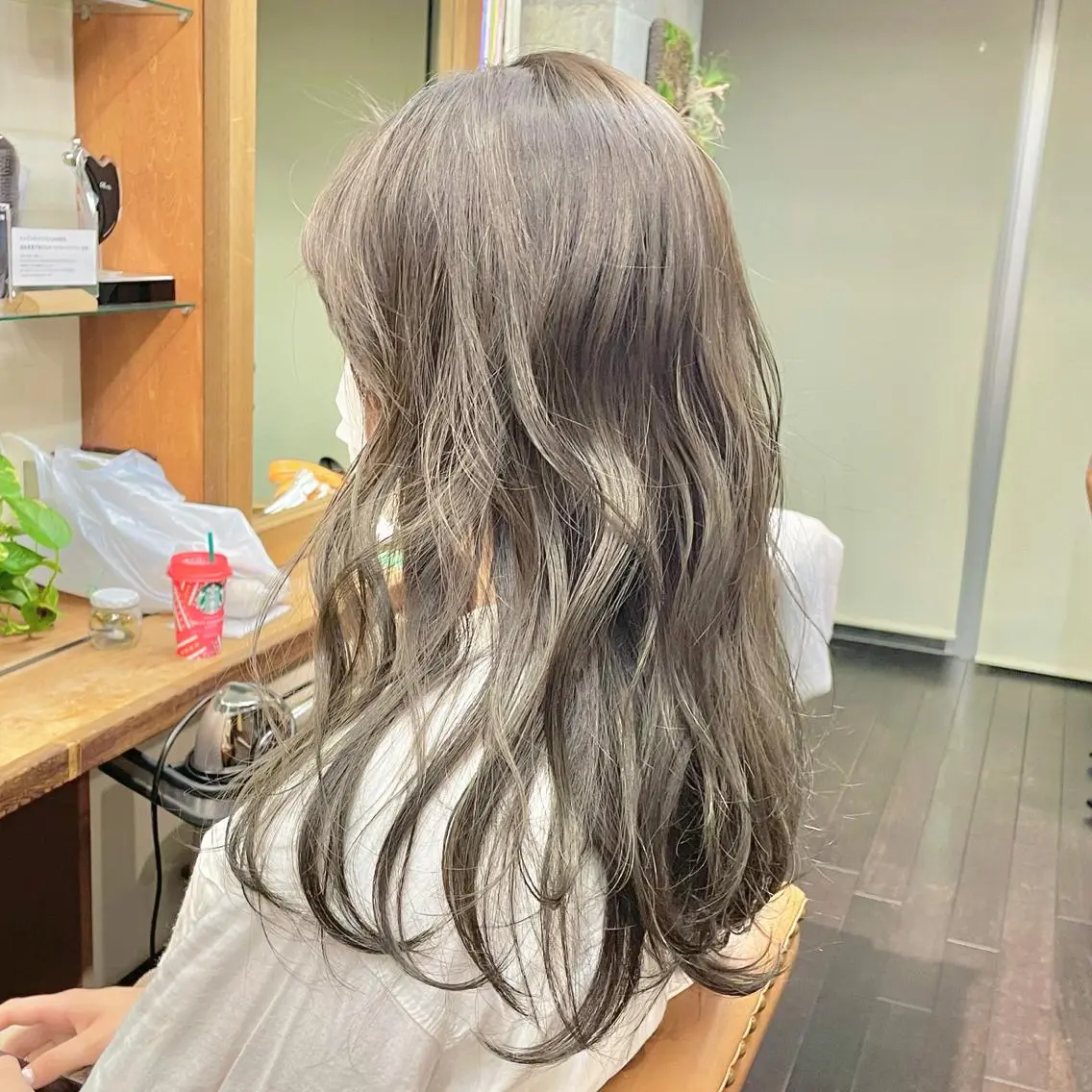 カラー グレージュ オリーブグレージュ オリーブグレー 🫧BUBBLES 新所沢　かとうゆきのヘアスタイル