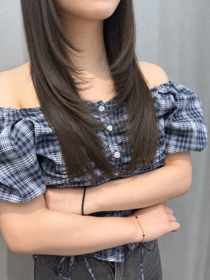 ロング 顔まわりレイヤー レイヤーカット カット トリートメント ☆髪質改善特化☆ newi梅田 コウキのヘアスタイル