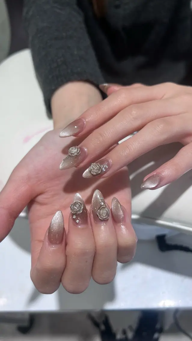 ネイル ハンドネイル 🦋 SEREA 🦋のネイルデザイン
