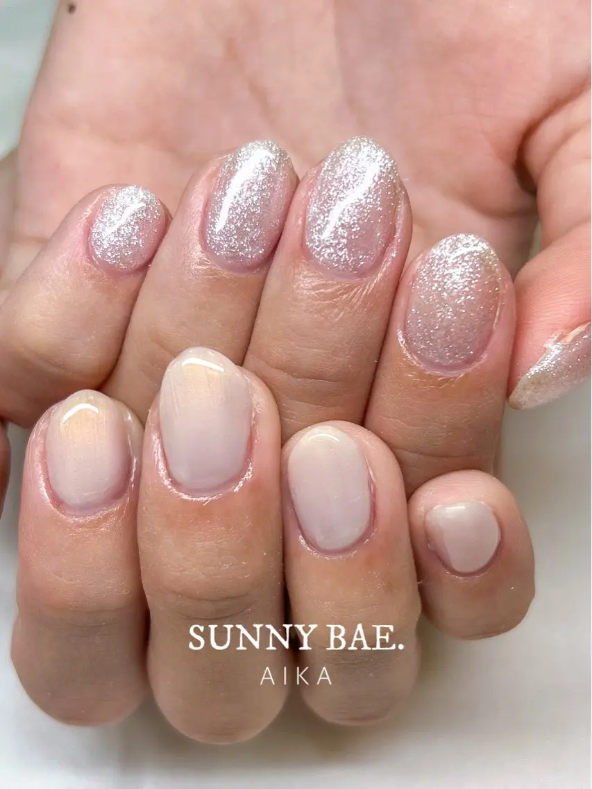ショート ネイル ショートヘア アートネイル ジェルネイル キラキラネイル ロングネイル Made By AIKAのネイルデザイン