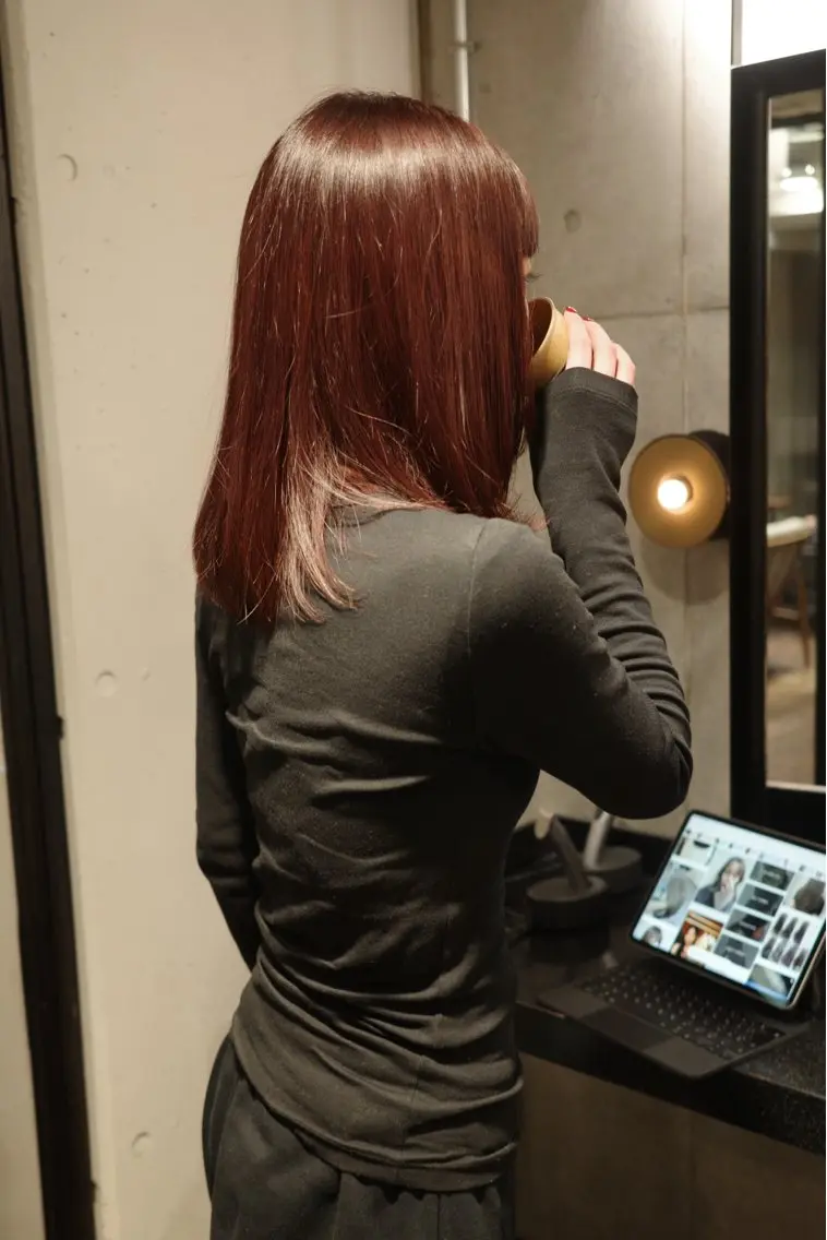 セミロング カラー 髙橋 紗奈のヘアスタイル