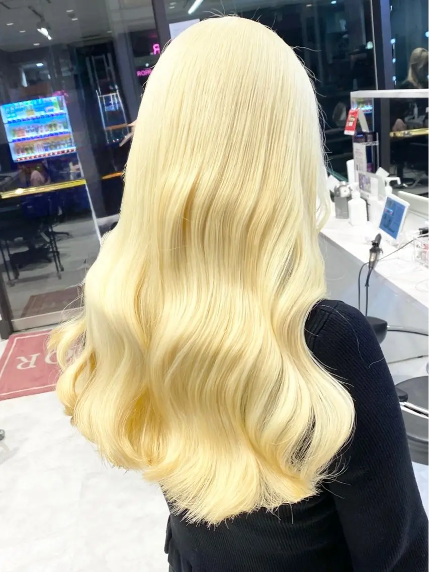 ロング カット ヘアカラー トリートメント 🤍ムラ修正ブリーチ 🤍原宿/YUUのヘアスタイル