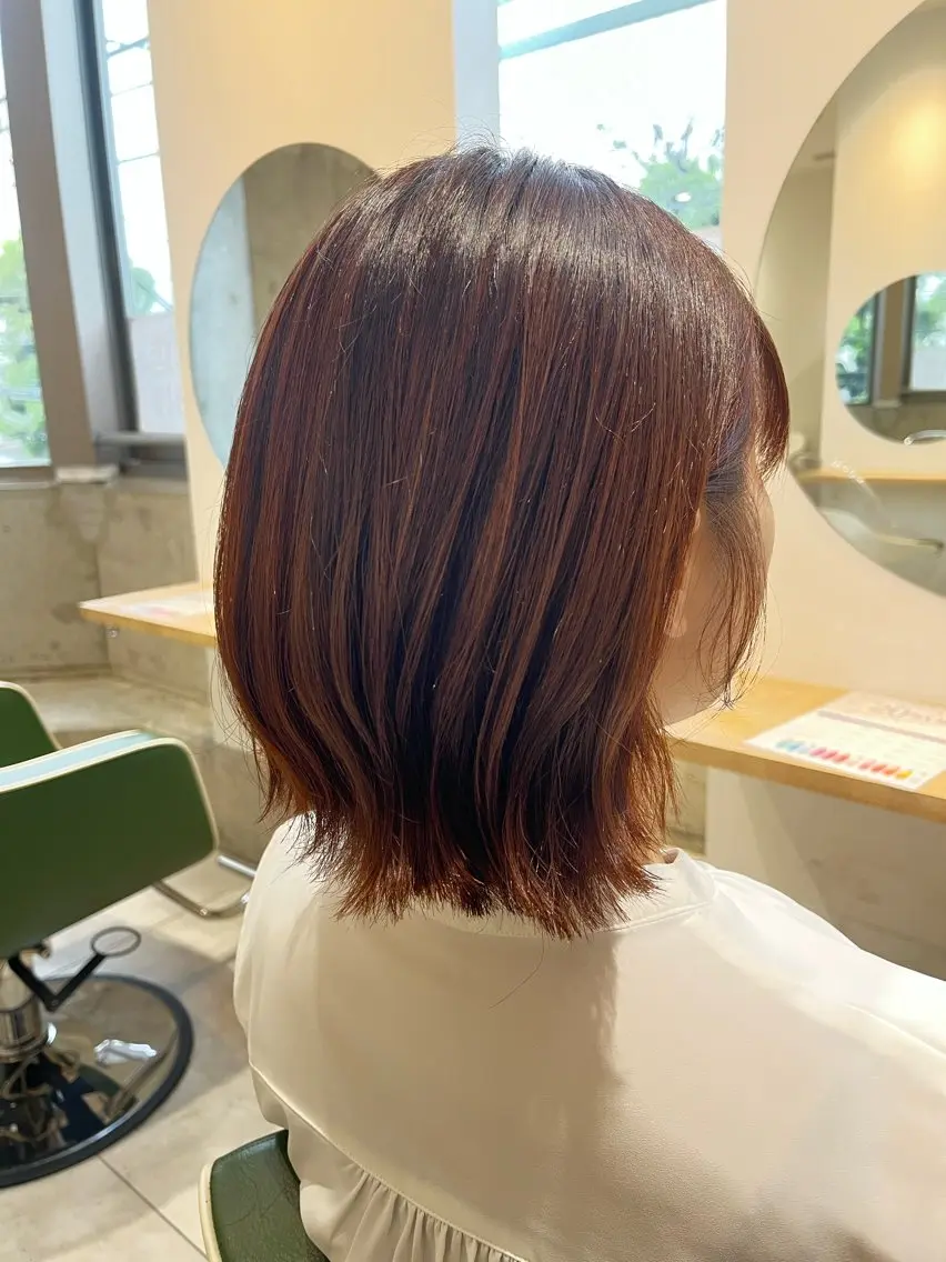 ミディアム カラー カット ヘアカラー 三浦 祐里のヘアスタイル