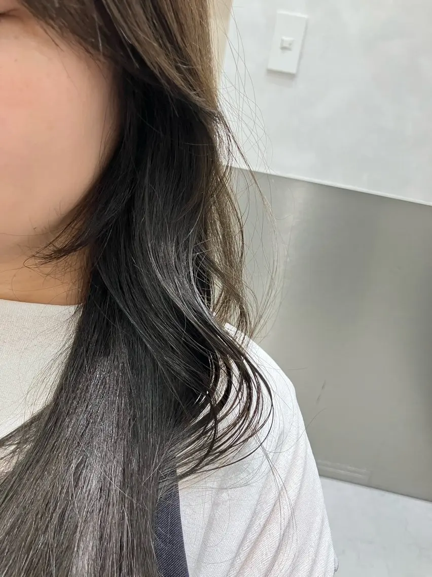 ロング カラー カット ヘアカラー トリートメント 💖ブリーチなし透明 感💖ASAHIのヘアスタイル