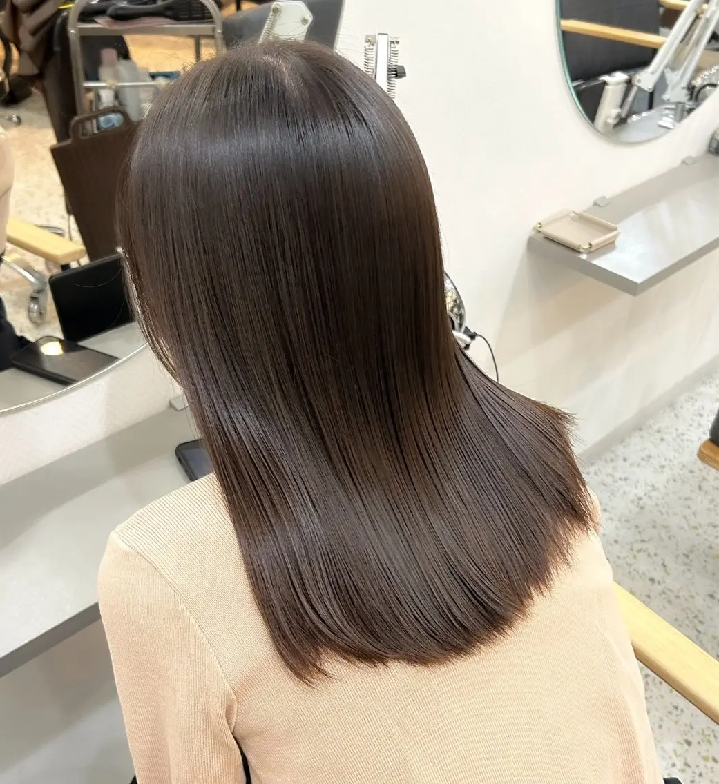 セミロング 髪質改善 トリートメント 🧣艶カラー・ヘア セット Chie🧸のヘアスタイル