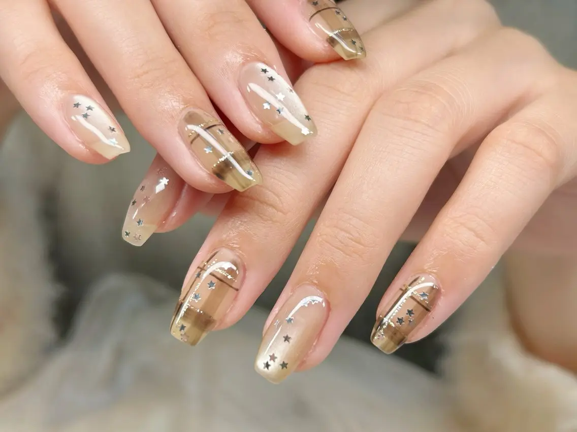 ネイル アートネイル チークネイル 成人式 入学式 長さ出し ハンドネイル Lino Nailのネイルデザイン