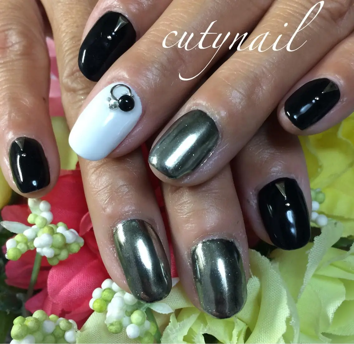 ネイル ミラーネイル cuty nailのネイルデザイン