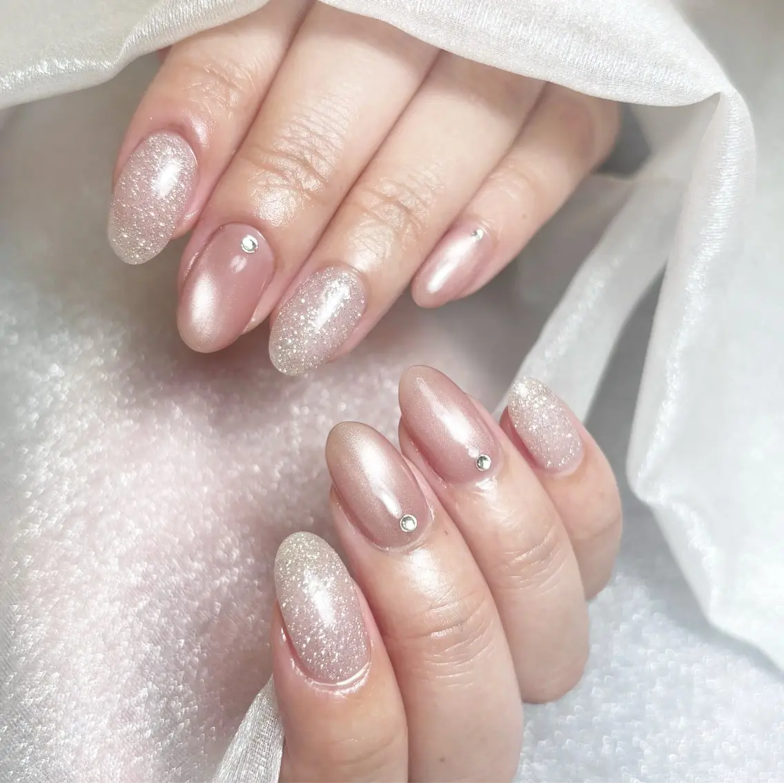ネイル ハンドネイル nailroom DIASOMNIAのネイルデザイン