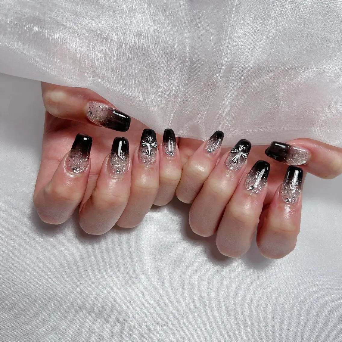 ネイル ジェルネイル 韓国ネイル ラメ(グリッター) マグネットネイル ミラーネイル ハンドネイル nail salon Rewardのネイルデザイン