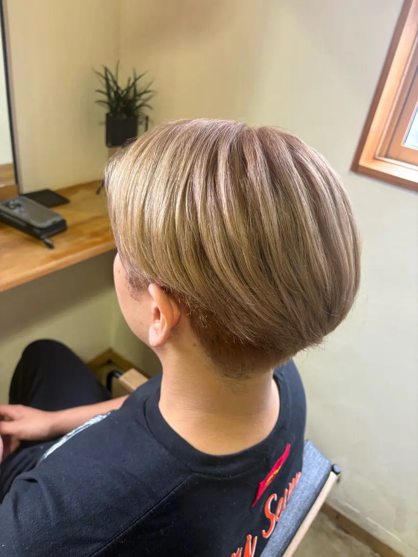 ショート カラー メンズ 木崎 優来のヘアスタイル
