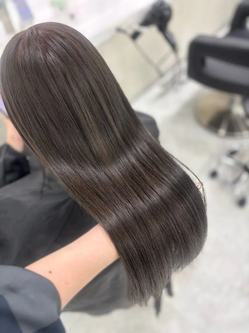 ロング カット ヘアカラー トリートメント ヘッドスパ ヘアセット 赤髪/ワインレッド/ 韓国系 まなかのヘアスタイル