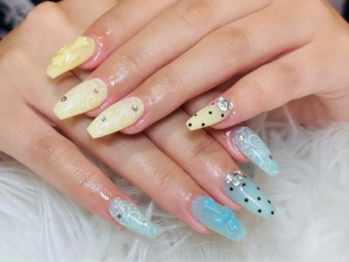 ネイル ハンドネイル T.Lee Nail Lilyのネイルデザイン