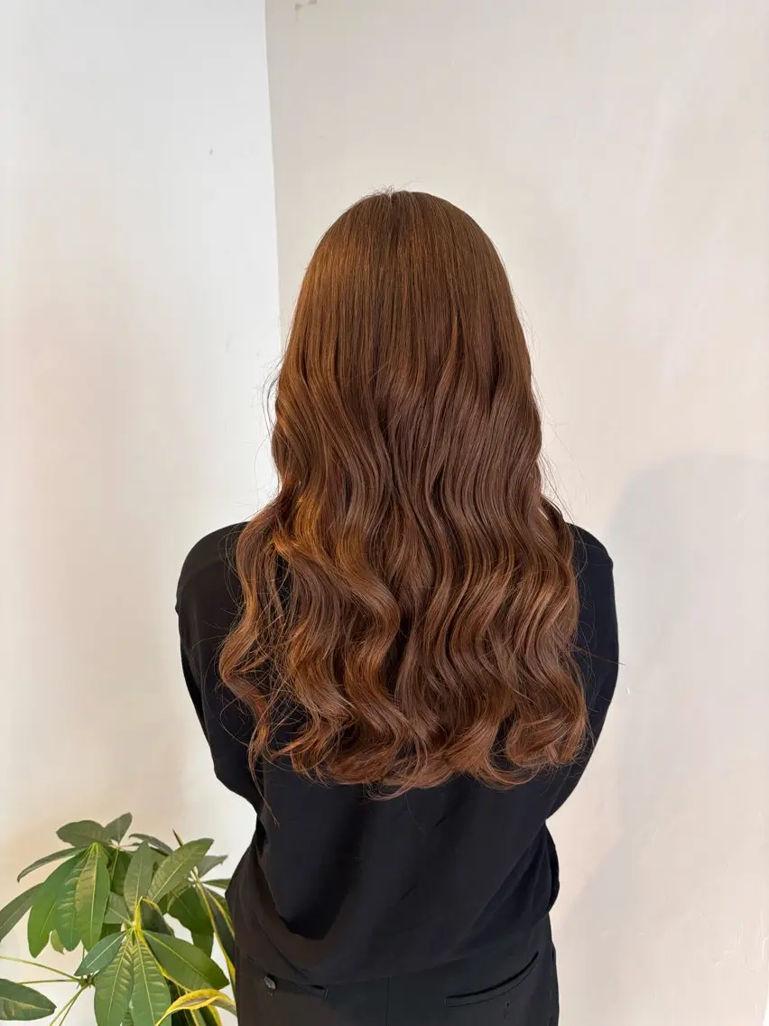 ロング ヘアカラー saraju コナツのヘアスタイル