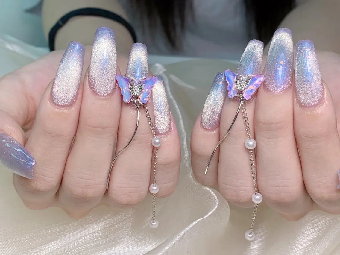 ネイル マグネットネイル lucky nail 歌舞伎町のネイルデザイン