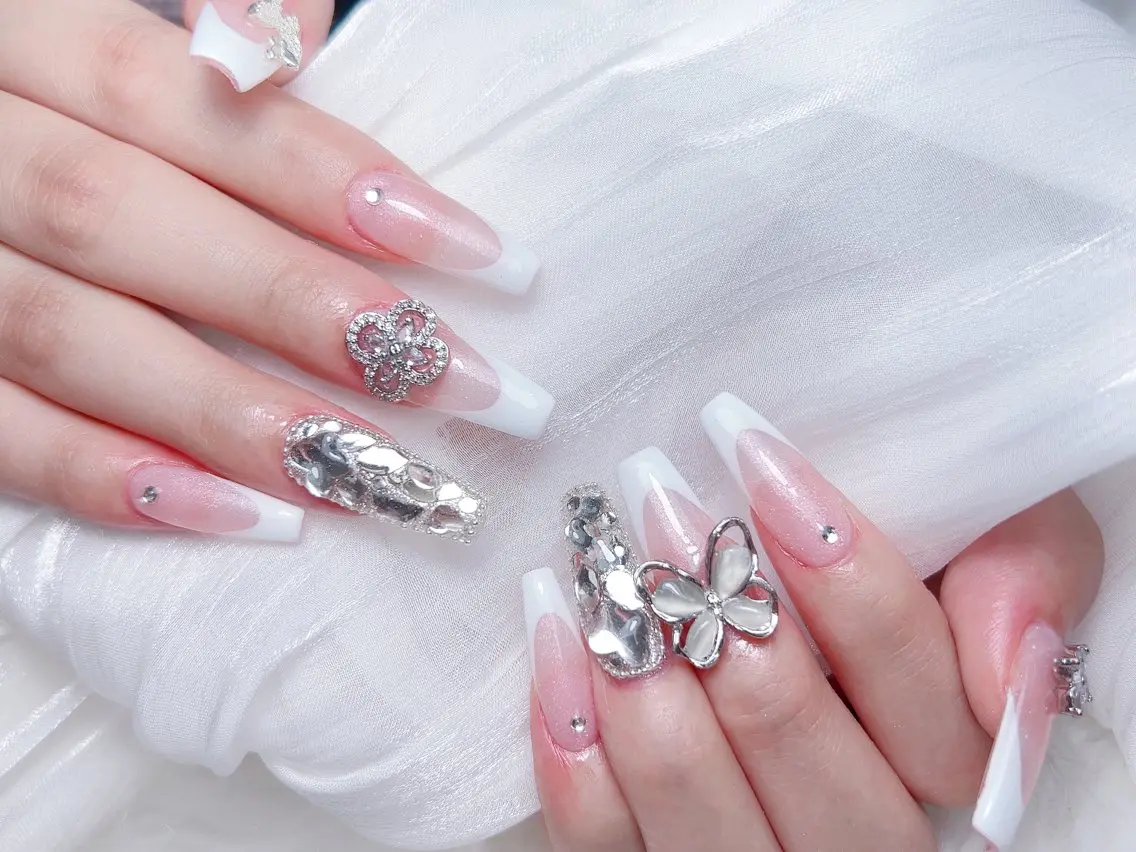 ネイル ハンドネイル M🌷nail 長さだし専門店のネイルデザイン