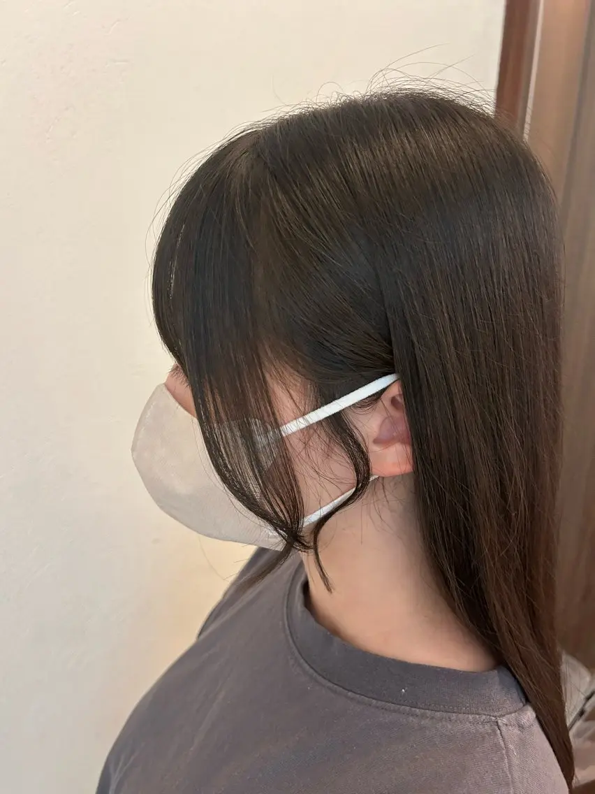 ロング 顔周りカット 三瓶 公子のヘアスタイル