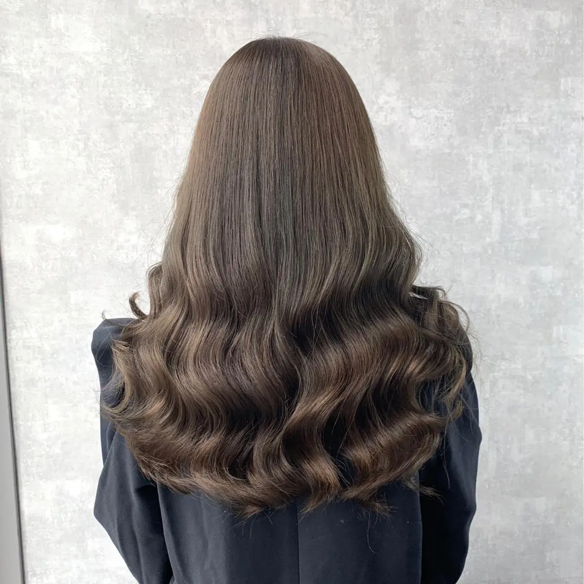 ロング カラー ブリーチ ブラウンカラー グレージュ ブリーチなしカラー ヨシンモリ K-POP好き美容師 🇰🇷Kai.Yのヘアスタイル