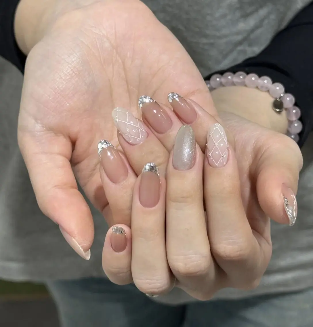 ネイル ハンドネイル ハンドケア 🍑 momo_nailのネイルデザイン