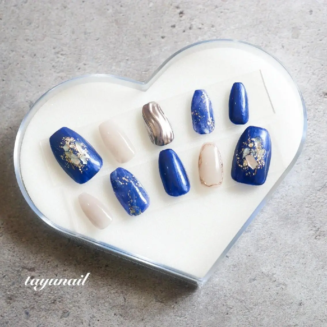 ネイル ブルー ジェルネイル ミラーネイル ネイビー ニュアンスネイル ネイルサロン 【たゆnail】のネイルデザイン