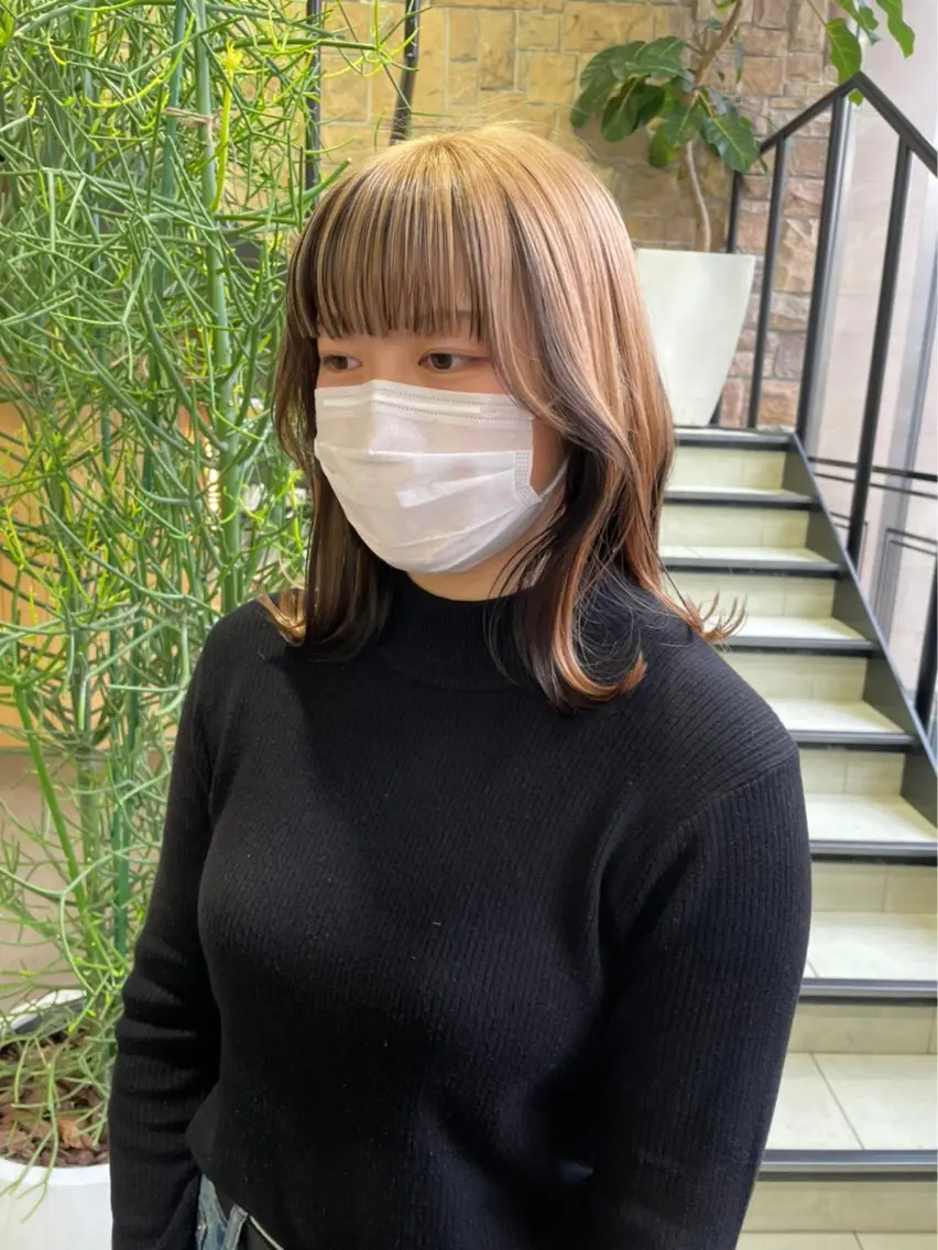 ショート ヘアカラー センターパート/カラ ーメッシュ📍ユリのヘアスタイル