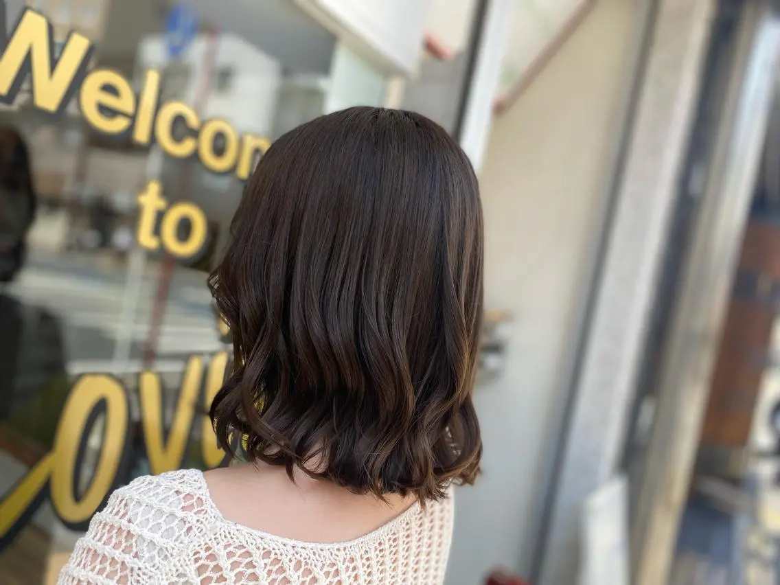 ミディアム カラー ヘアアレンジ ハイトーン&透明感 カラー☘️片山優陽のヘアスタイル