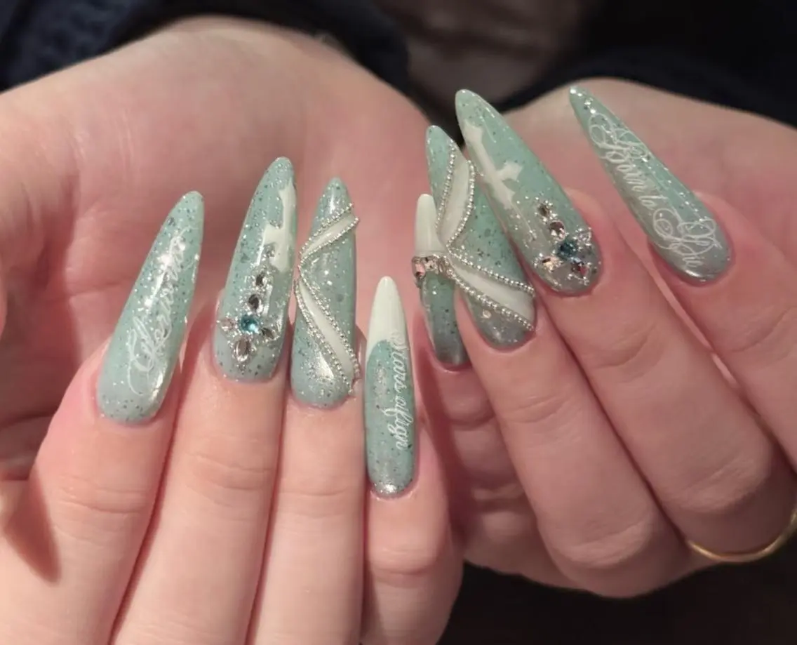 ネイル ハンドネイル 🎀 UU_nailのネイルデザイン