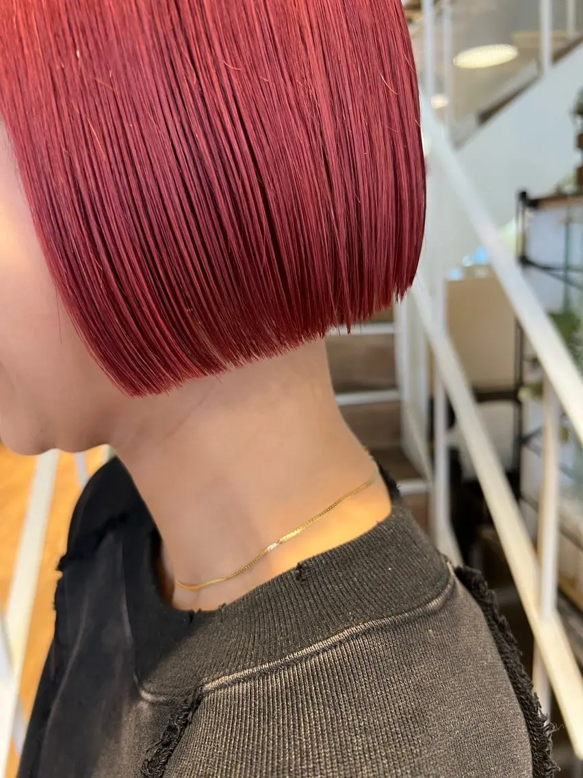 ミディアム カラー ブリーチ レッドカラー ボブ インナーカラー♡ Nanakoのヘアスタイル