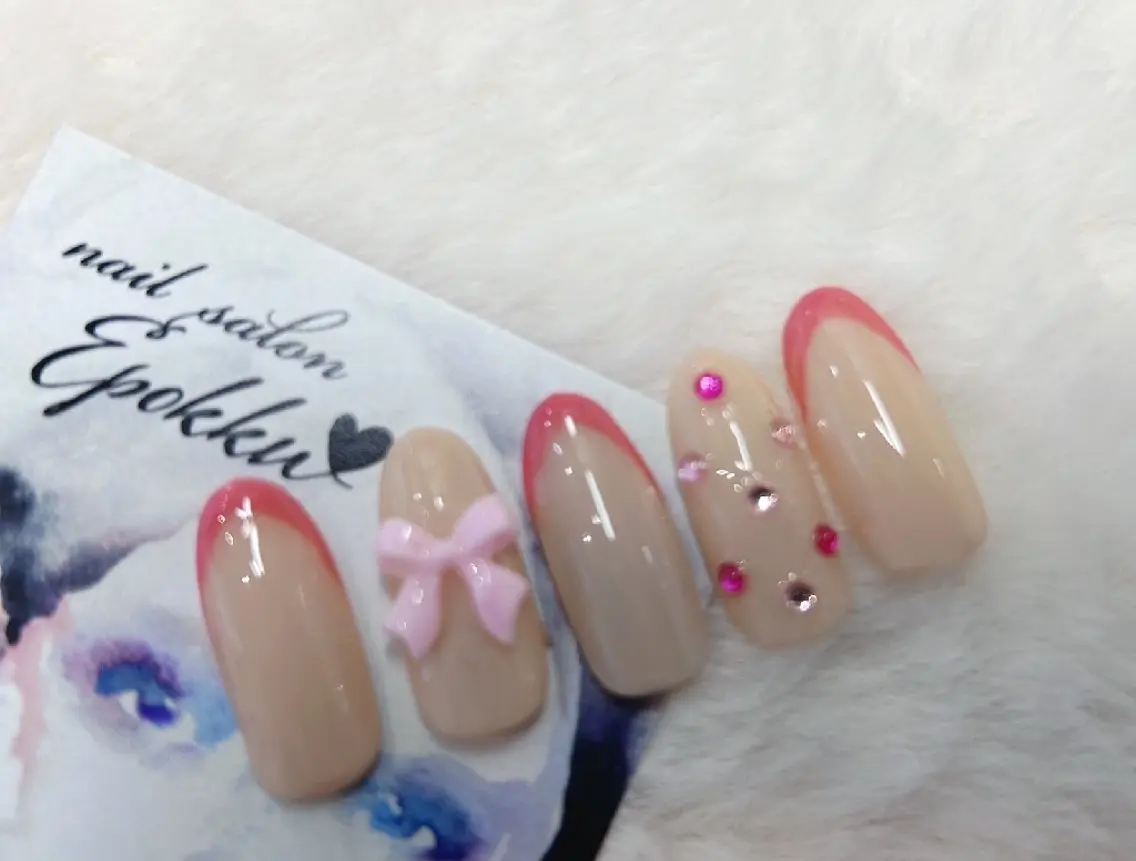 ネイル フレンチネイル ピンク 心斎橋Salon Epokkuのネイルデザイン