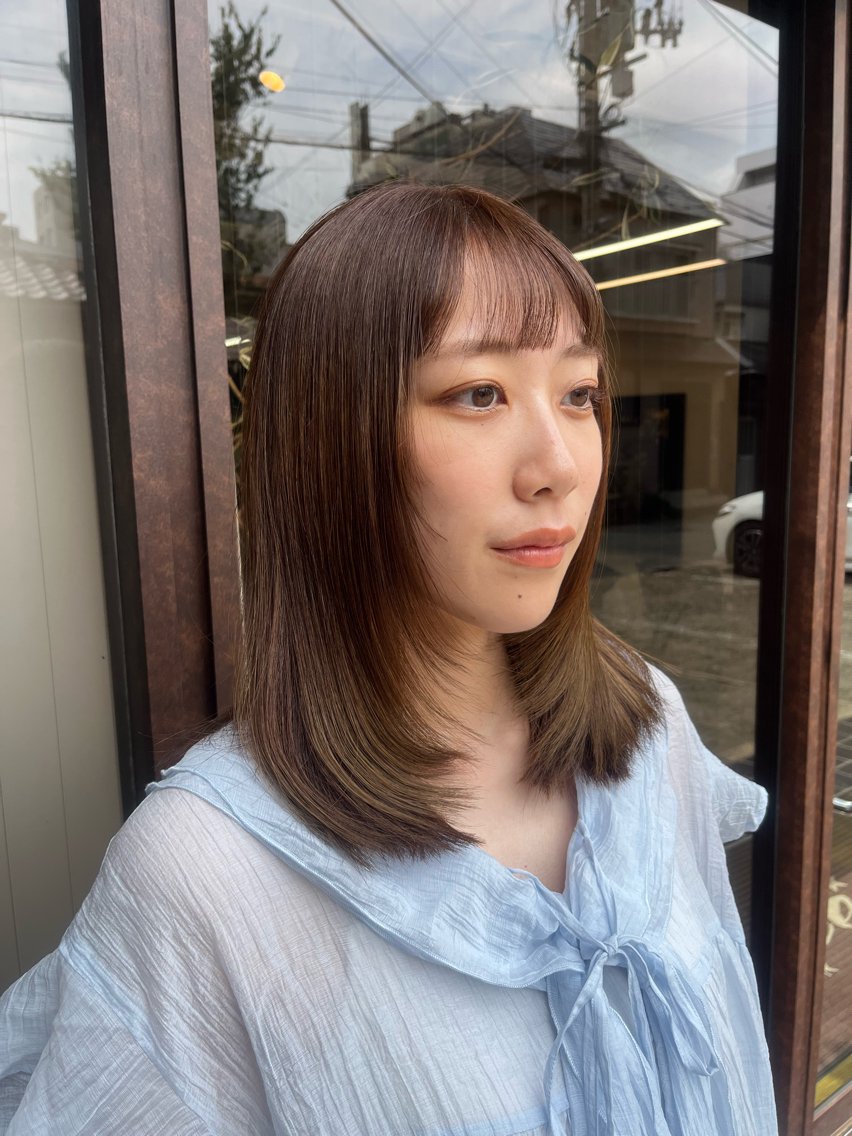 セミロング カラー 矢嶋 美佑のヘアスタイル