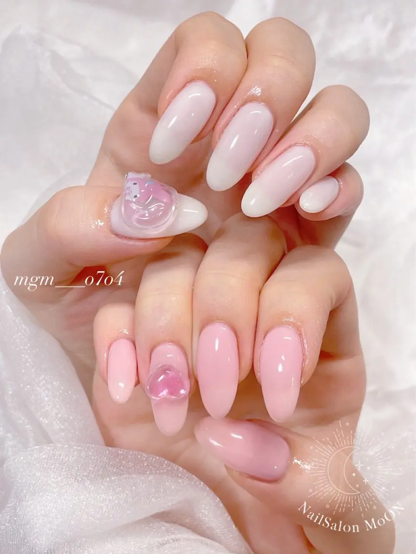 ハンドネイル ハンドケア MoON...❤︎ MeGuのネイルデザイン
