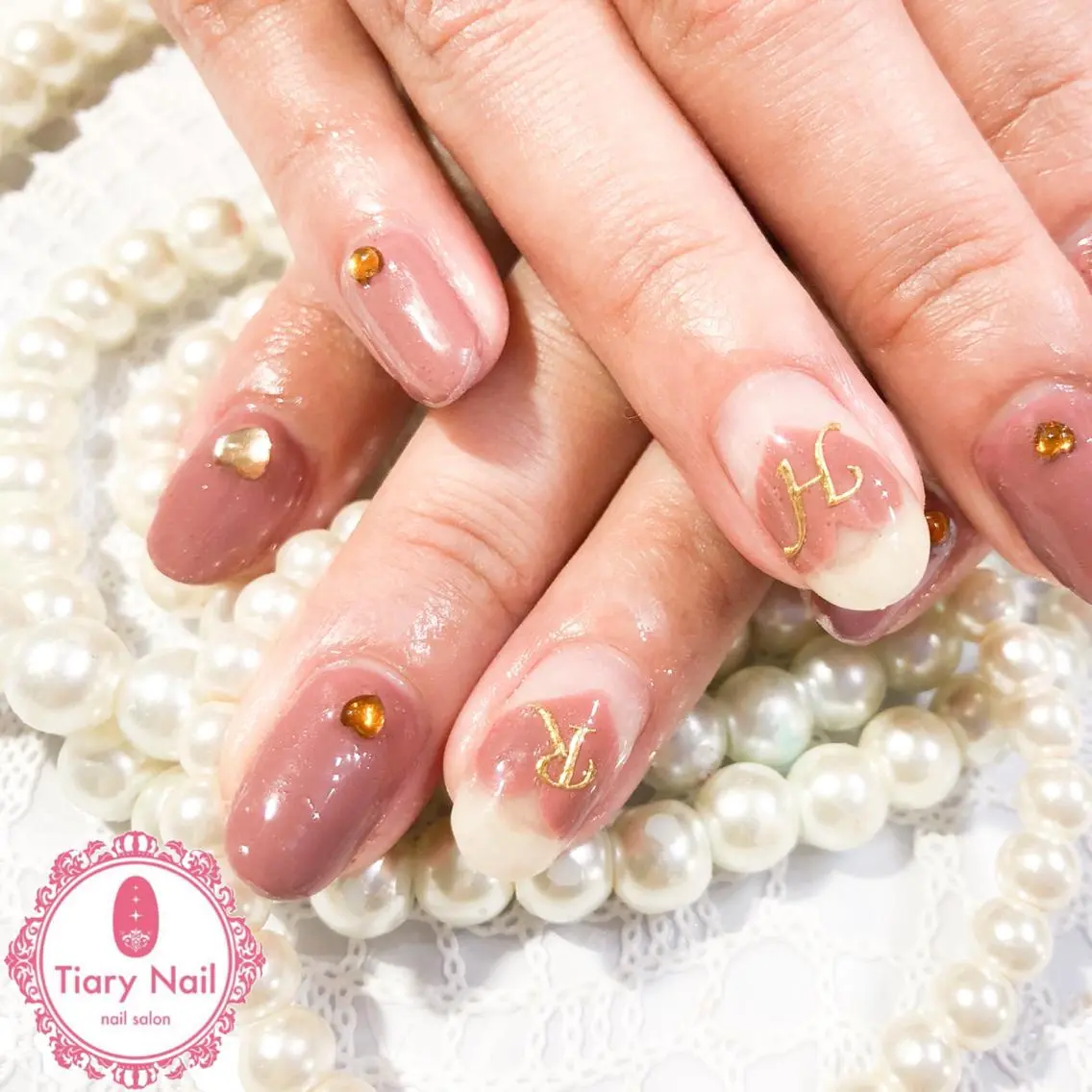 ネイル tiarynail K K🐼のネイルデザイン