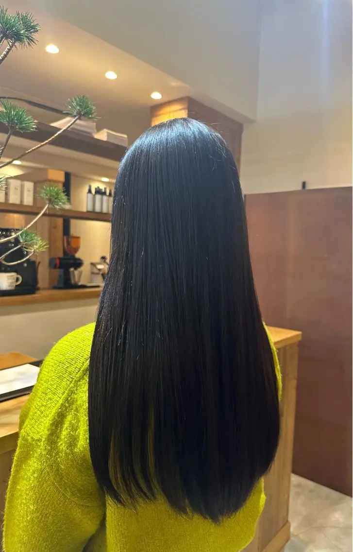 ロング カラー reefur マリナのヘアスタイル