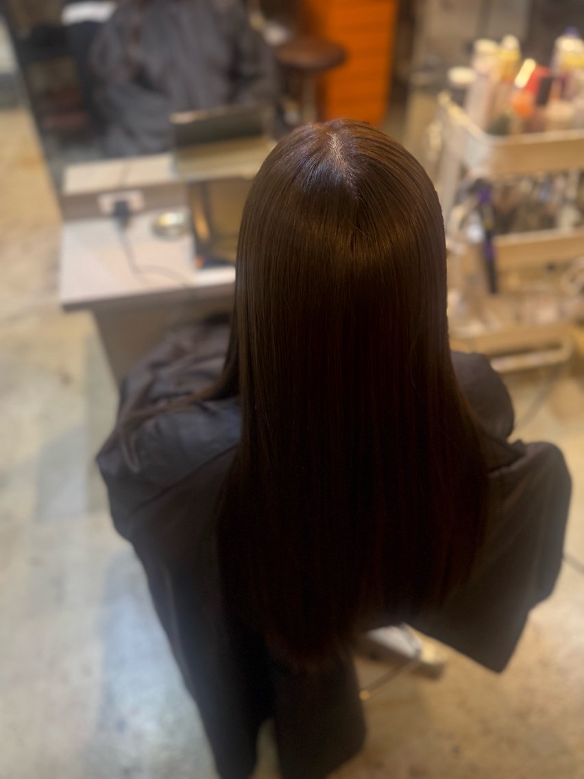 カラー ヘアカラー 櫻木 志穏のヘアスタイル