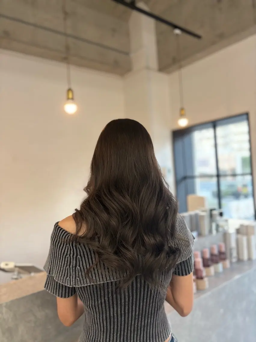 カラー ヘアカラー miloc sayaのヘアスタイル