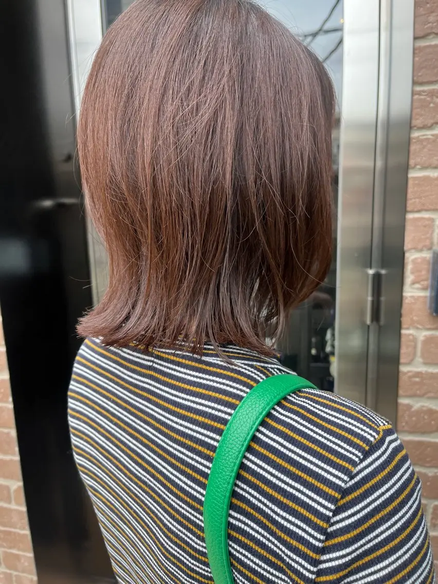 ミディアム カラー 久木原 ゆりのヘアスタイル