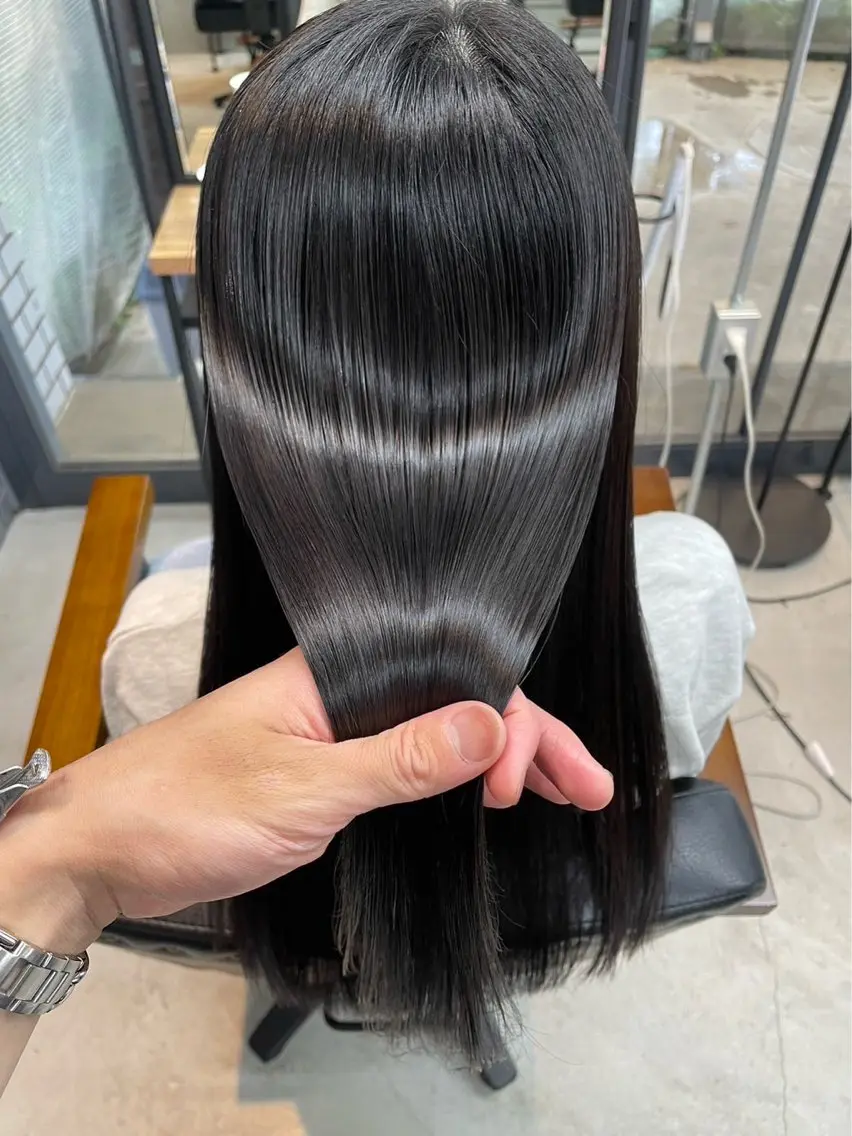 縮毛矯正＋トリートメントの写真
