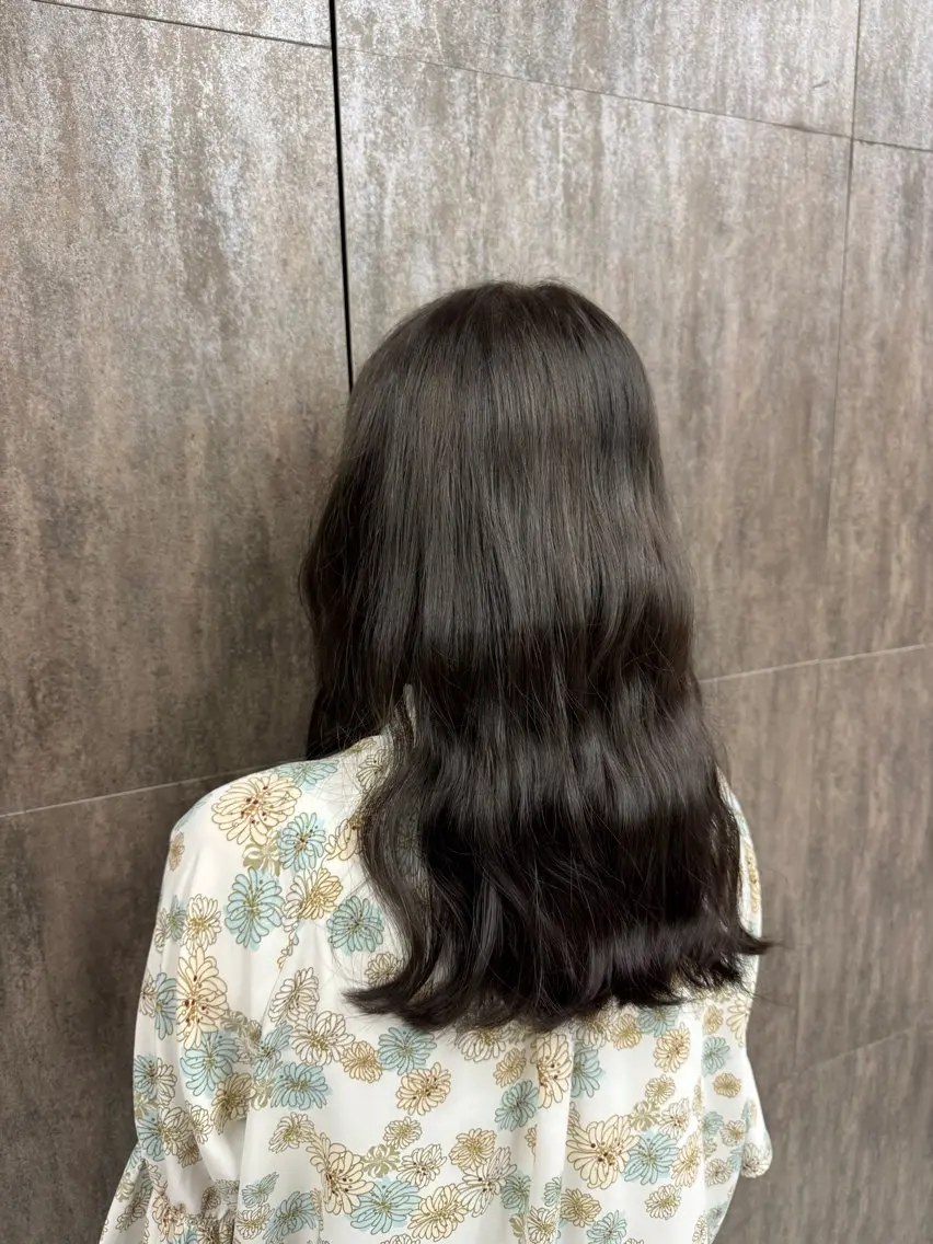 セミロング カラー 透明感カラー ANNA ㅤㅤㅤㅤㅤのヘアスタイル