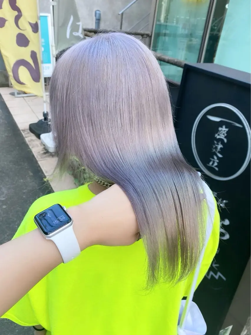 セミロング カラー ブリーチ ケアブリーチ ダブルカラー カット ヘアカラー トリートメント 🤍ムラ修正ブリーチ 🤍原宿/YUUのヘアスタイル