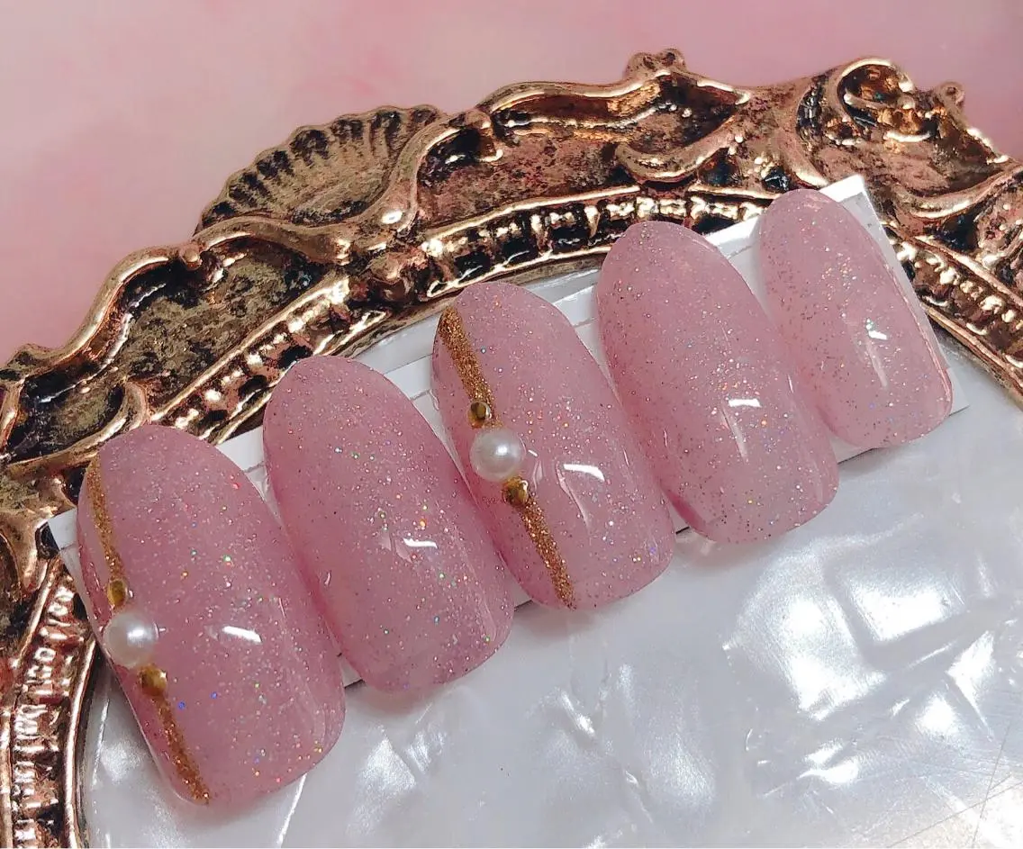 ネイル ハンドネイル CROWN プライベートサロンのネイルデザイン