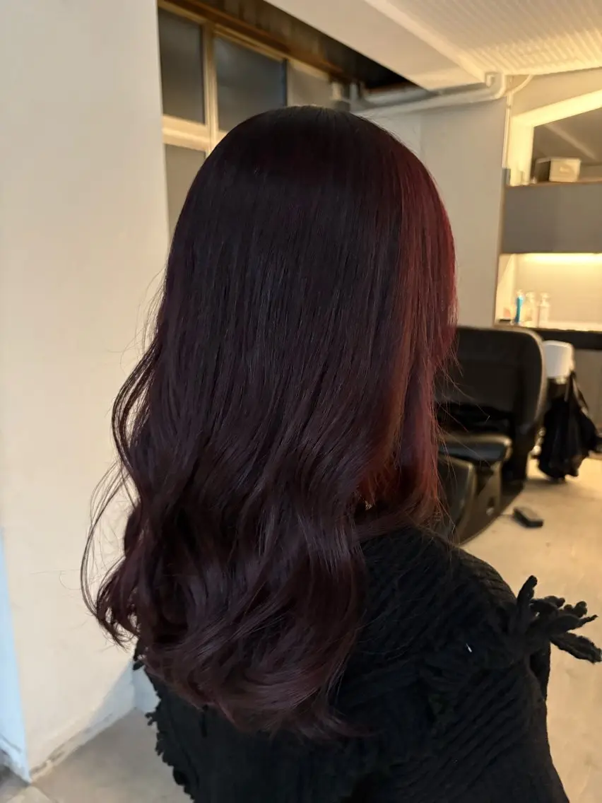 ミディアム カラー レッドカラー カット ヘアカラー トリートメント 玉置七海✨ ／透明感／髪質改善のヘアスタイル