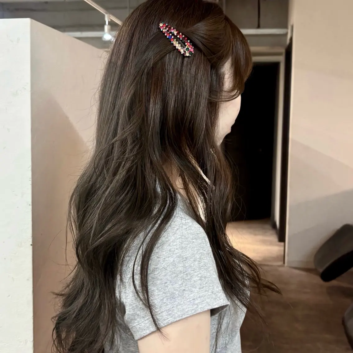 ロング カラー ヘアアレンジ 脩 子のヘアスタイル