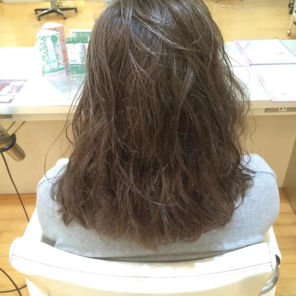 ミディアム セミロング ロング カラー グレージュ タジマ ヤスヒサのヘアスタイル