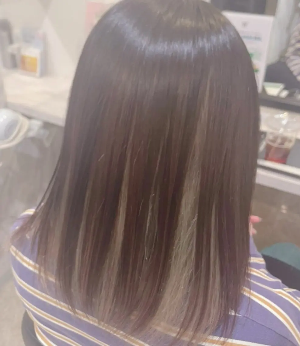 カラー ヘアカラー 伊藤 芹華のヘアスタイル