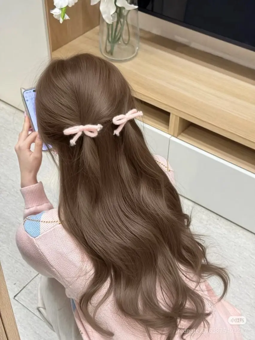 ロング カット ヘアカラー 透明感ベージュ×レイ ヤーカット🎀セナのヘアスタイル