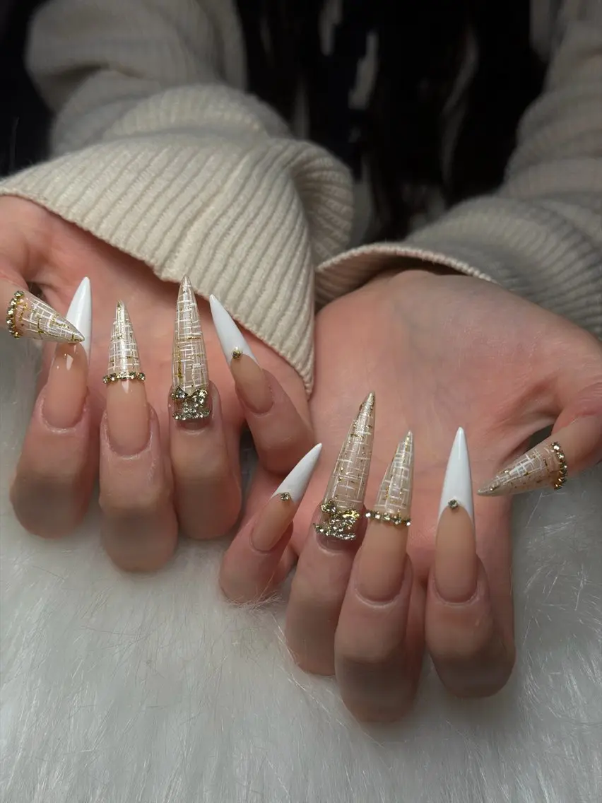 ネイル 長さ出し 韓国ネイル ロングネイル ネイルチップ ワンホンネイル ハンドネイル CoMo Nailのネイルデザイン