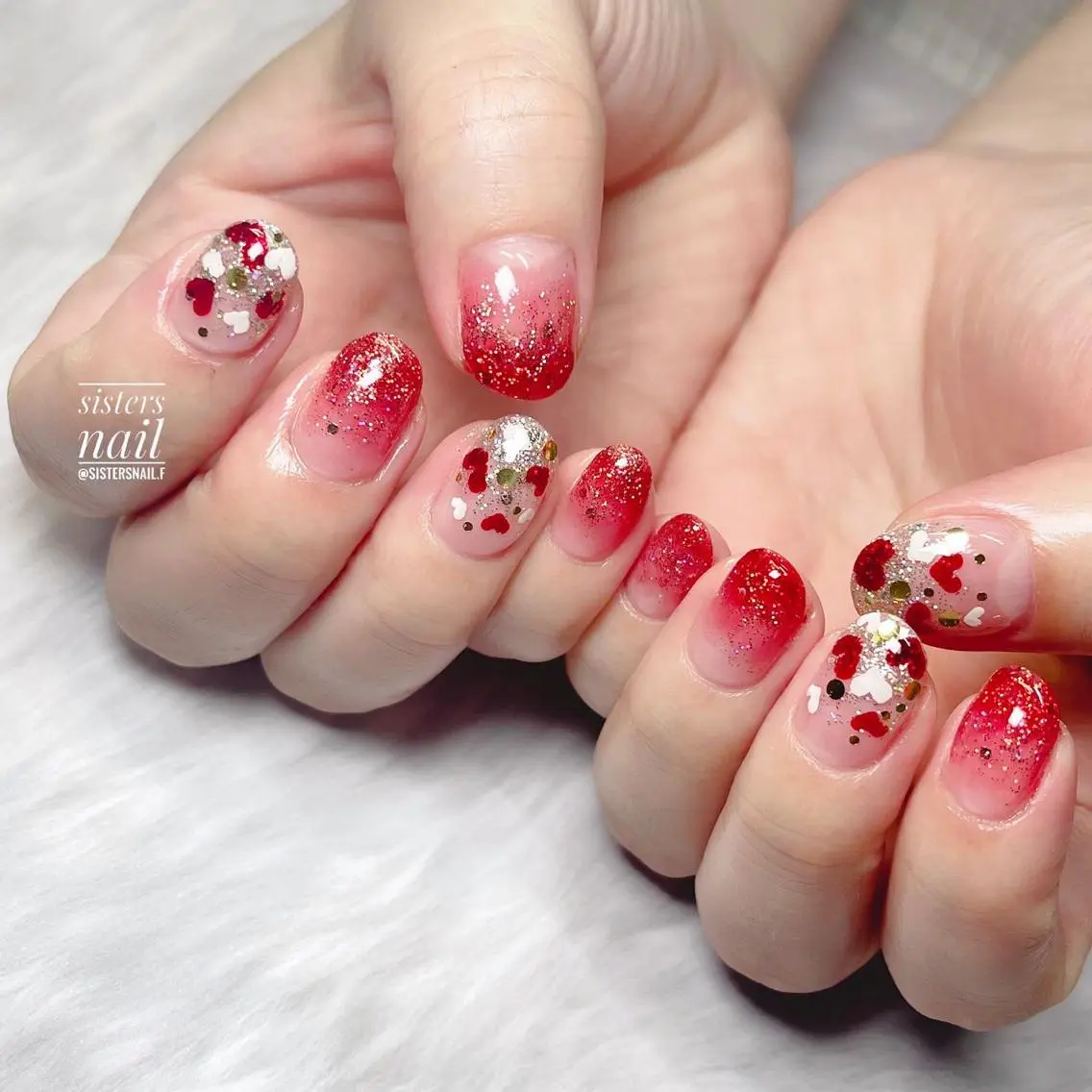 ネイル アートネイル グラデーション ハート キラキラネイル ラメ(グリッター) sisters nail.fのネイルデザイン